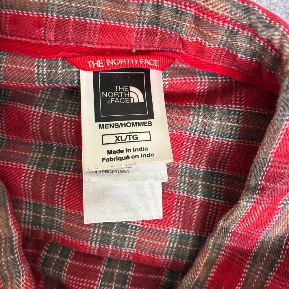The North Face Mens Size XL Red Grey Plaid Long Sleeve Button Down Flannel Shirt